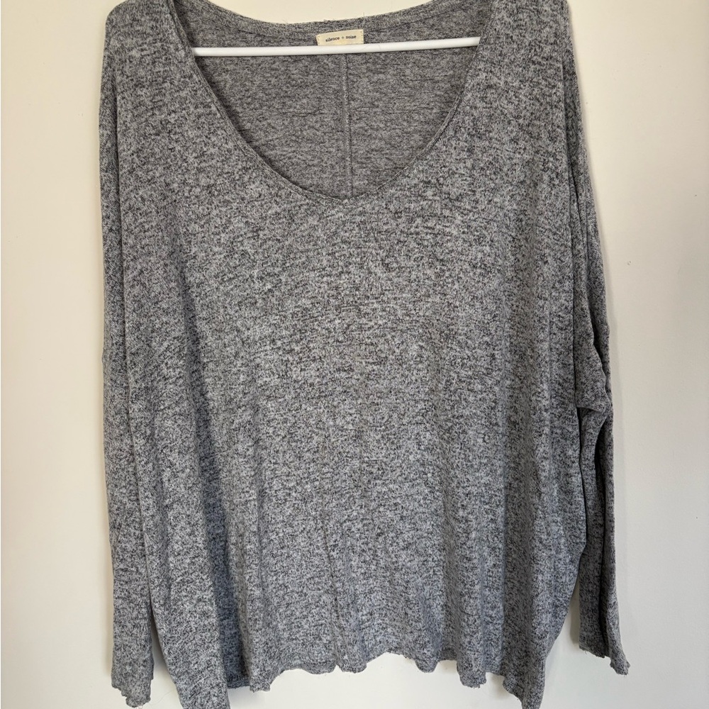 silence + noise Heather Grey V-Neck Lightweight Sweater